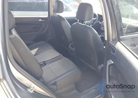 2018 Volkswagen Tiguan 2.0T Se/2.0T Sel z USA, uszkodzony, nr VIN 3VV3B7AX9JM023420